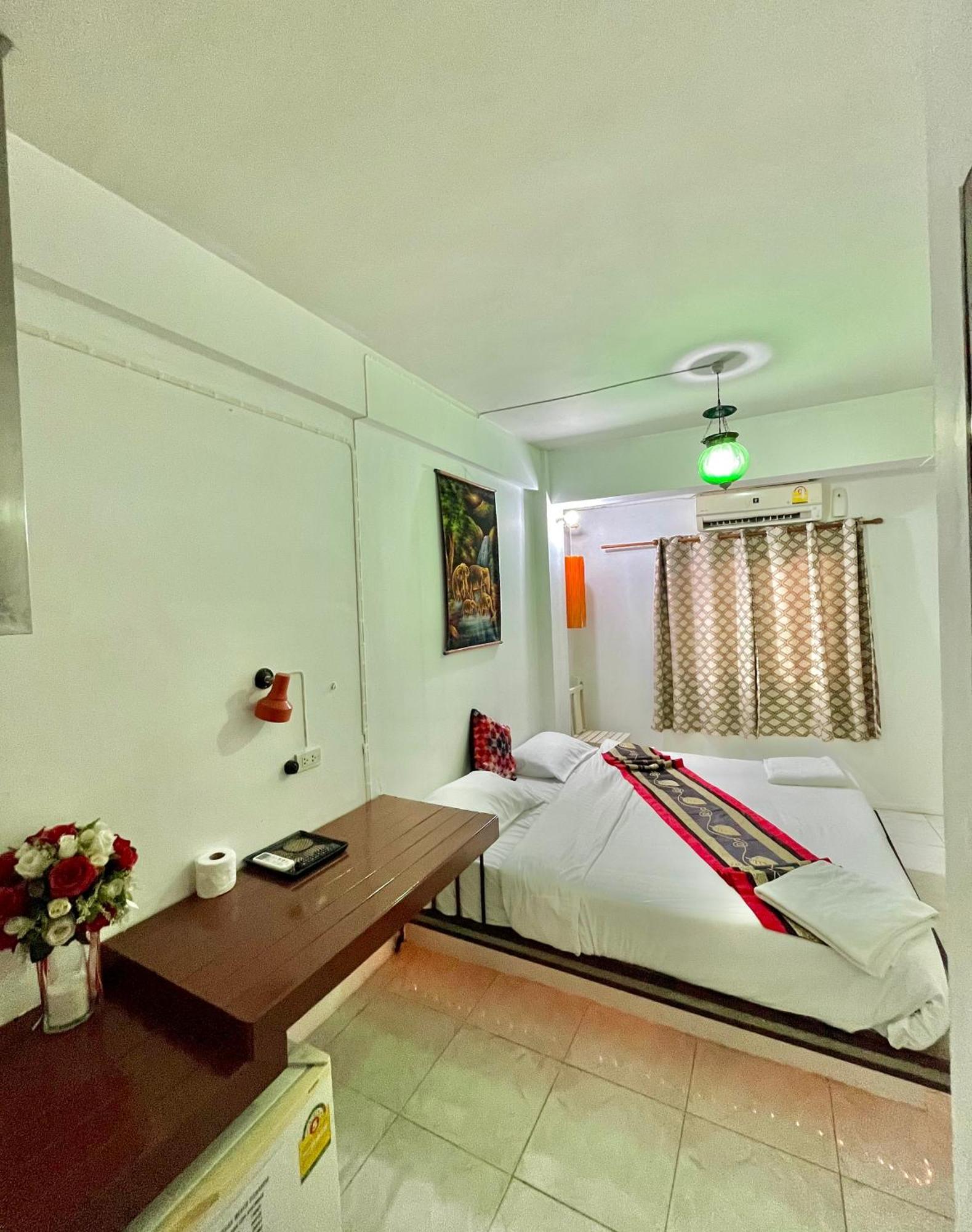 Sea Beach Paradise Patong Bagian luar foto